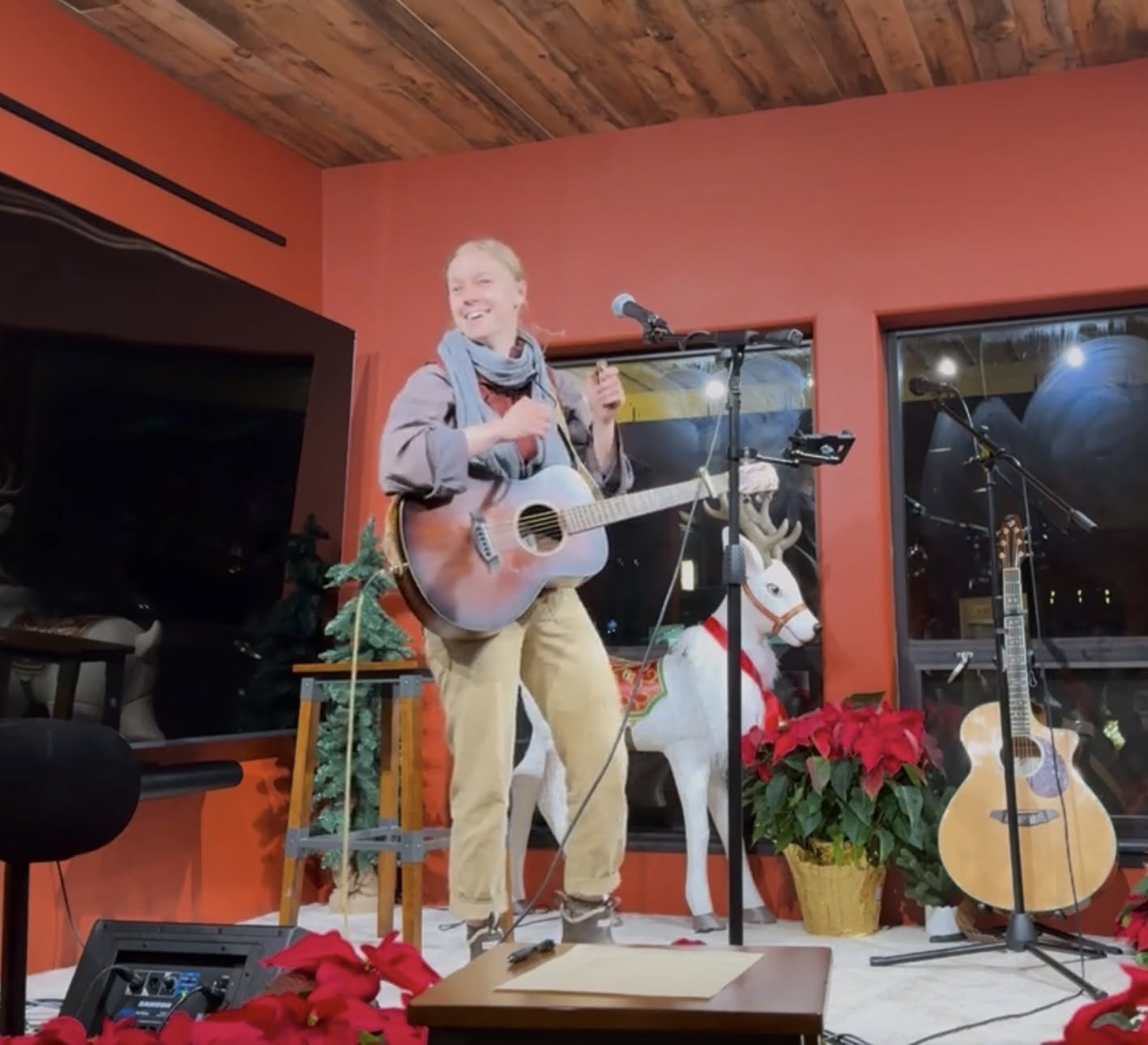 Live Music | Alex Moxy