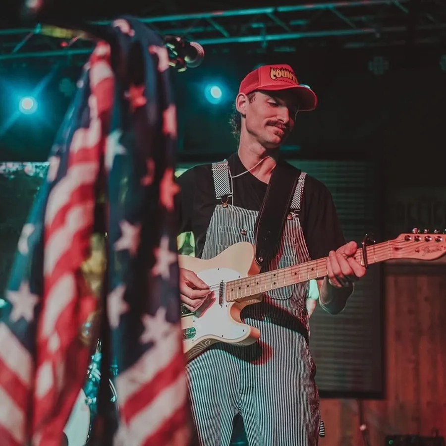 Live Music | Cole Clark